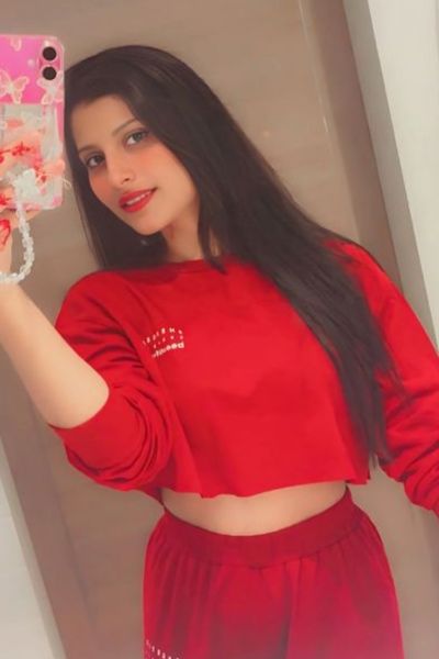 Aarohi local call girl Koregaon Park Pune