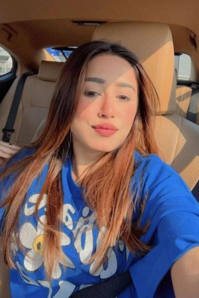 Aarohi travel escort Koregaon Park Pune