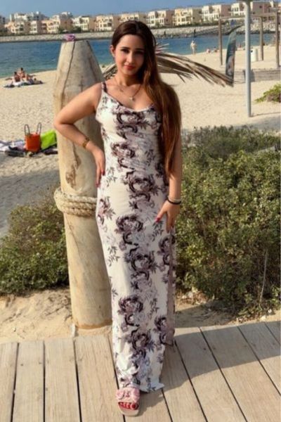 Adyar Dubai escort girl Chennai Yasmin