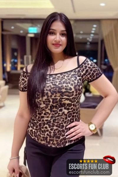 Aisha call girl Vesu Surat