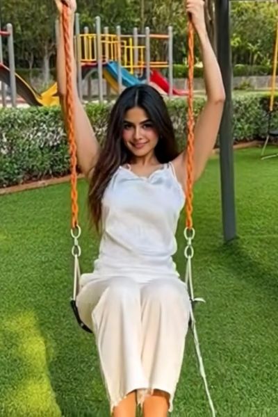 Anjali independent call girl Juhu Mumbai