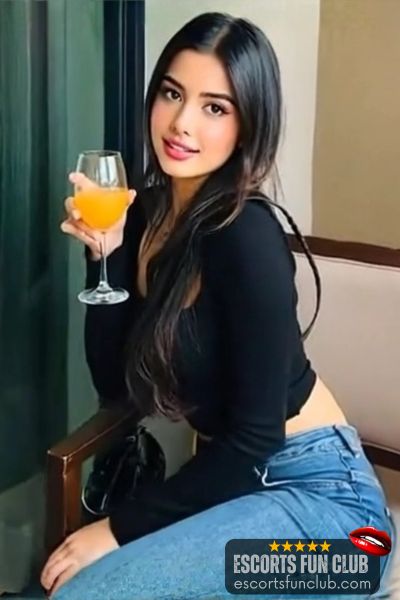 Ayesha model Ameerpet escort Hyderabad