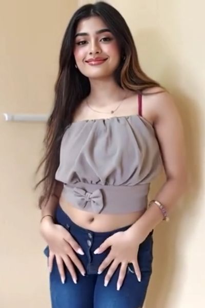 Babita mature call girl Colaba Mumbai