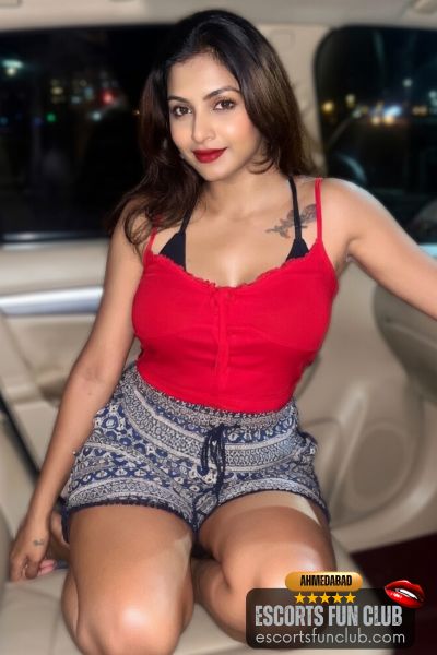 Bhavana telugu escort Satellite Ahmedabad