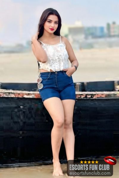 Diya Goa outcall escort Anjuna Goa