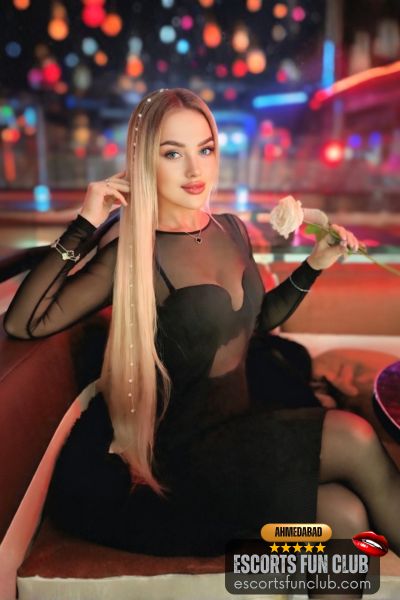Elena Russian escort Bodakdev Ahmedabad