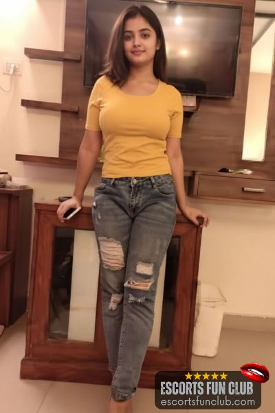 Kiara cash payment call girl Adajan Surat