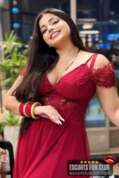 Lavanya vip escort Hitech City Hyderabad