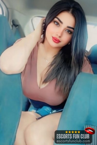 Layla arab foreigner escort Colva Goa