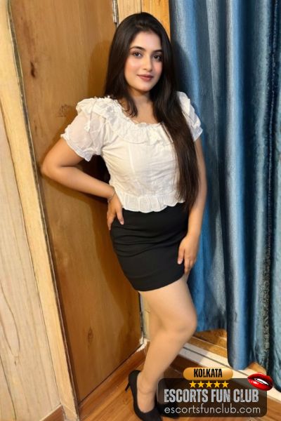 Maya Sealdah Escorts Kolkata