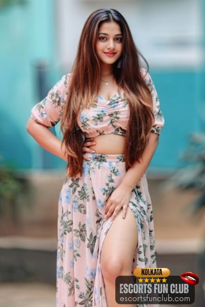 Meenakshi top rated south indian escort Rajarhat kolkata
