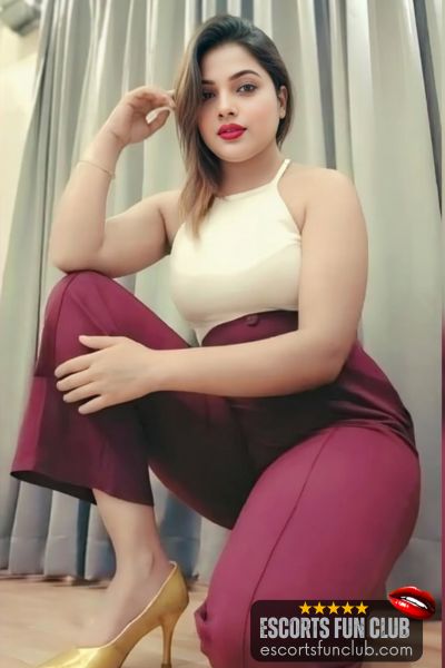 Navneet Punjabi escort Anjuna Goa