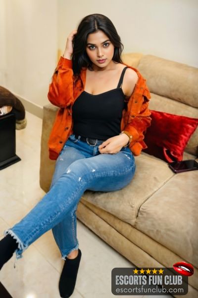 Niharika independent escort Anjuna Goa