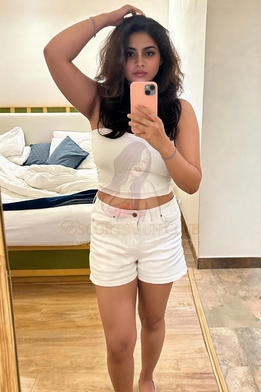 Pooja - Andheri Housewife Escort