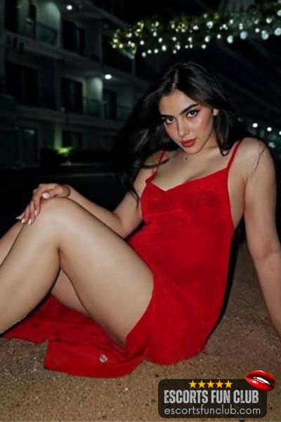 Pooja housewife escort Ghod Dod Road Surat