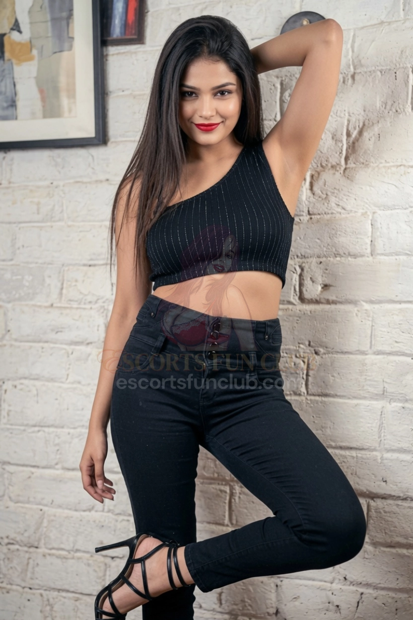 Priya - Model Escort Pune