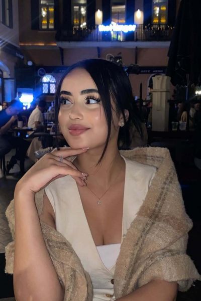 Priya late night escort Koregaon Park Pune