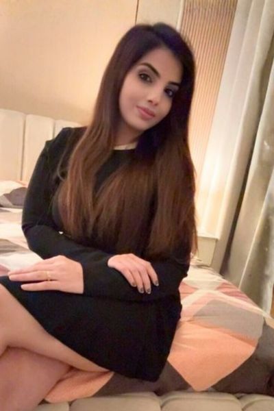 Priyanka local call girl Viman Nagar Pune