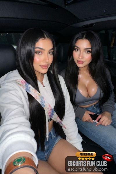 Rhea lesbian escort Vastrapur Ahmedabad