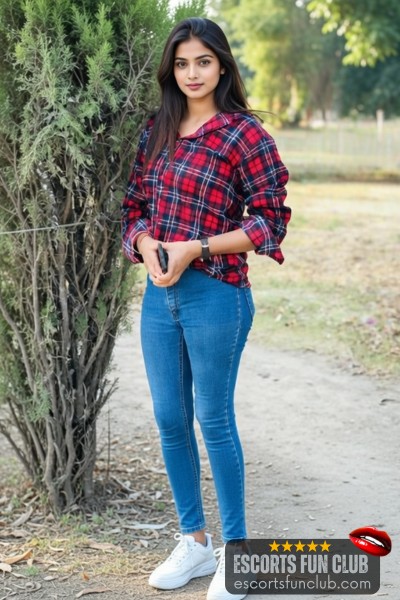 Sara independent escort Colva Goa