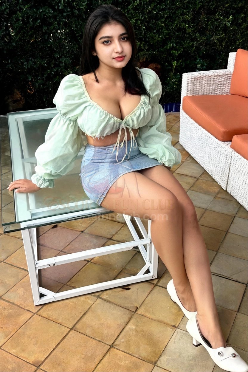 Shanvi - College Girl Mumbai
