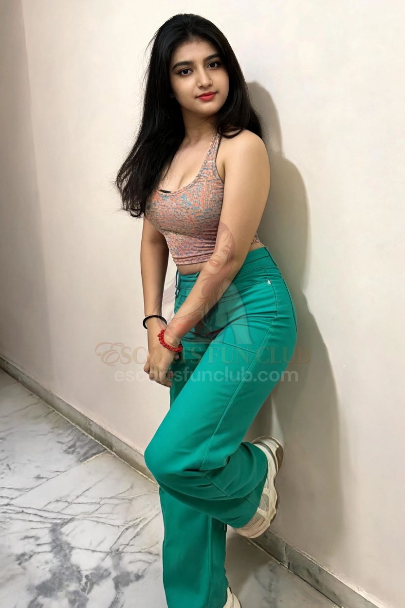 Shanvi - College Girl Mumbai