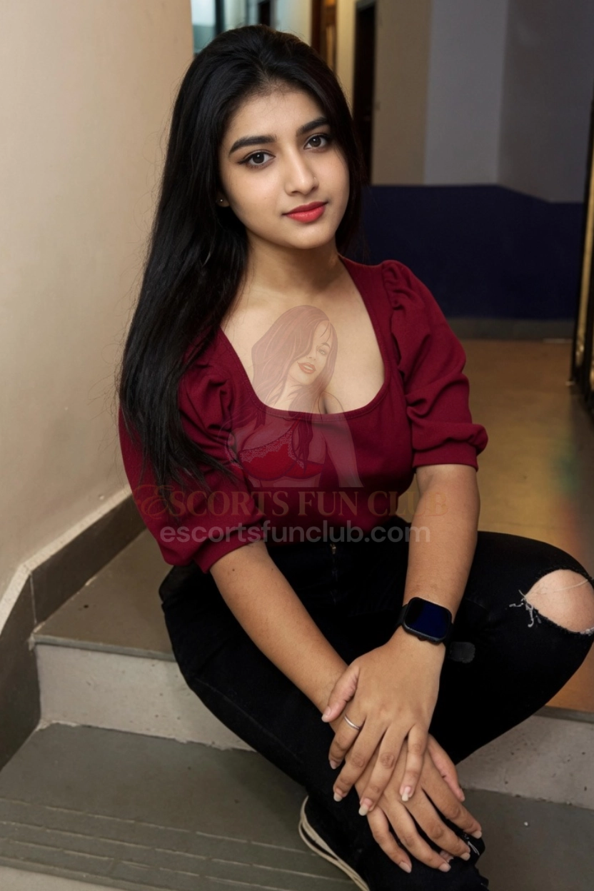 Shanvi - College Girl Escort in Juhu Mumbai