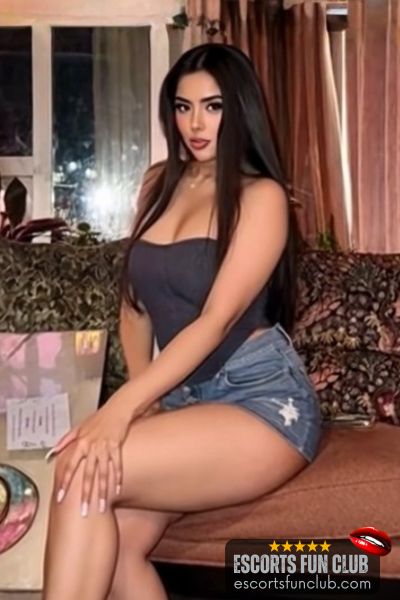 Shreya independent escort Dilsukhnagar Hyderabad