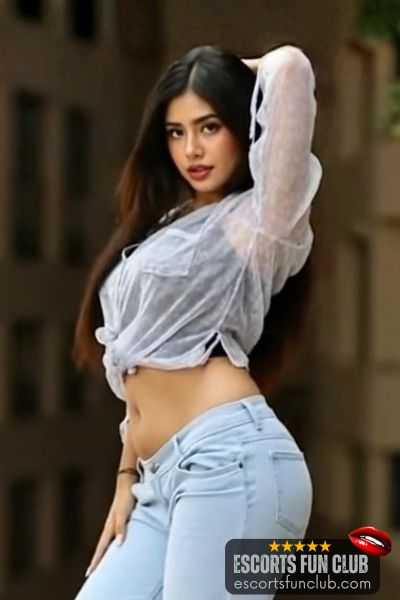 Shruti VIP escort Gachibowli Hyderabad