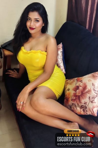 Sneha indian escort Thaltej Ahmedabad