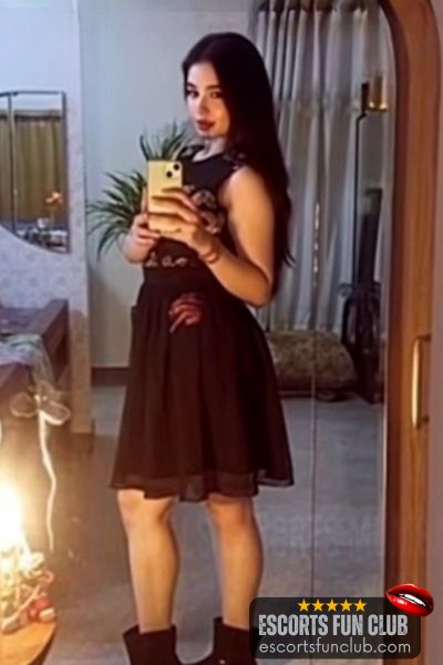 Sonia party escort Vesu Surat