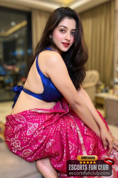 Suhana independent call girl Paldi Ahmedabad