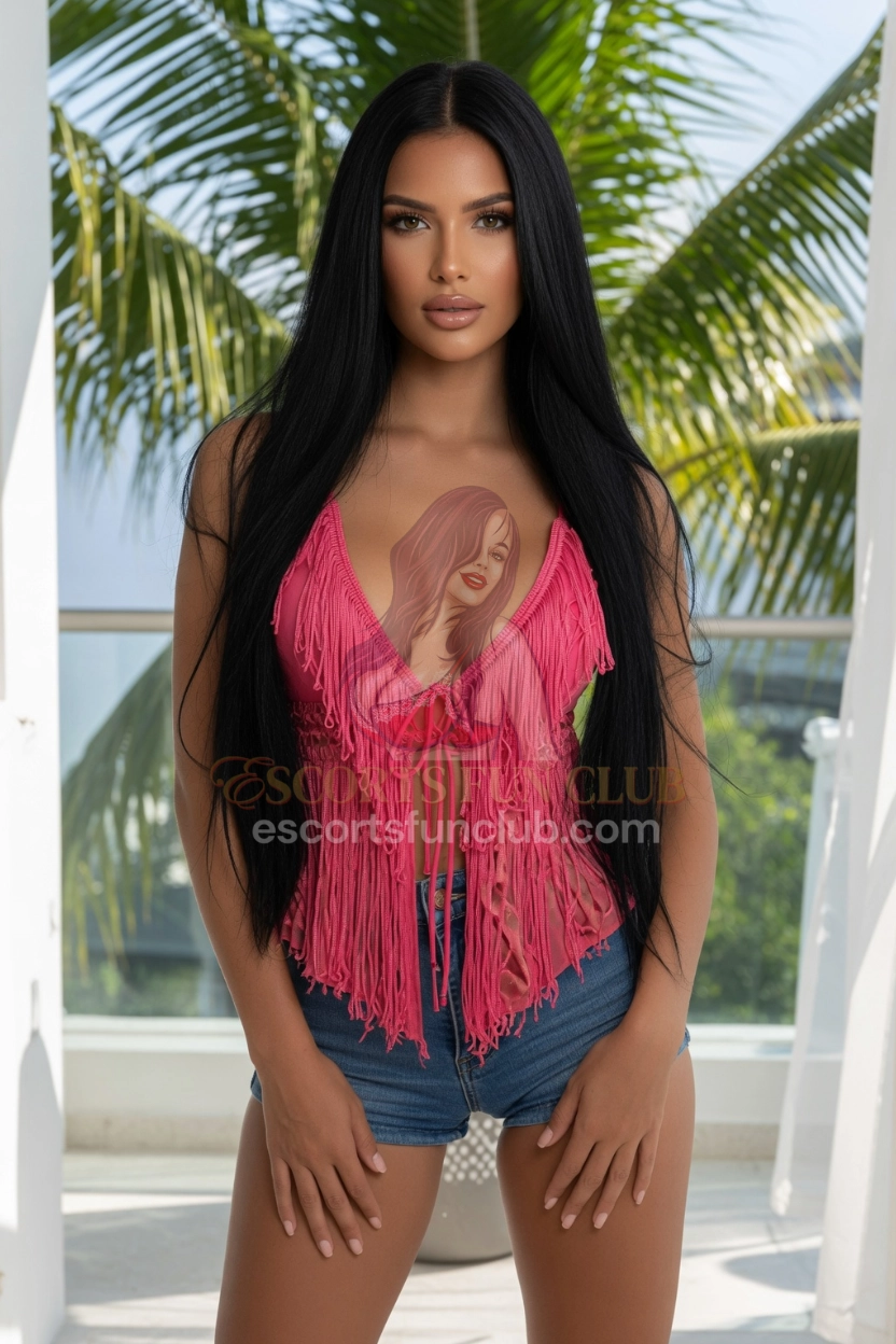 Valentina - Colombian Girl Mumbai