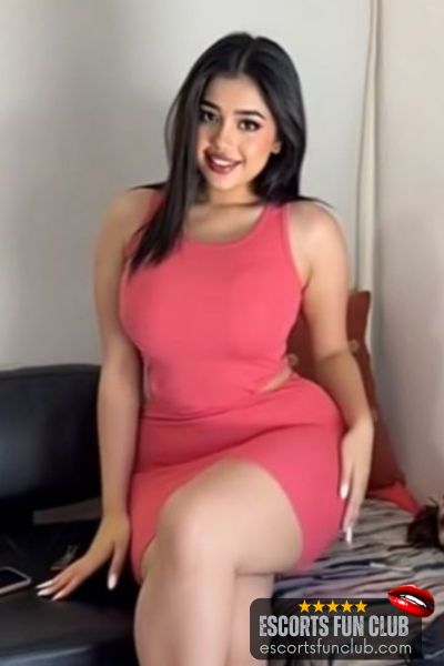 Vanya model escort Athwa Surat